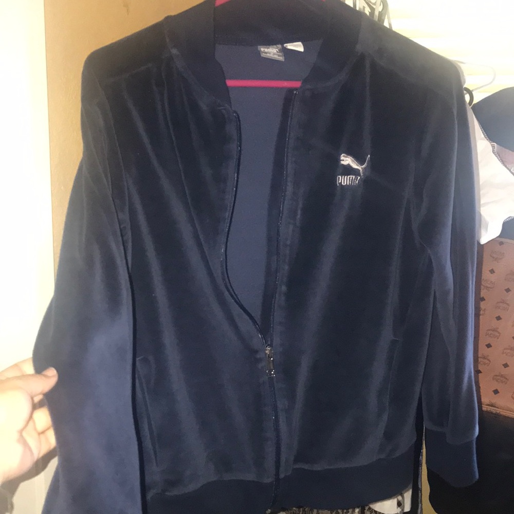 BRAND NEW PUMA VELVET SWEATER